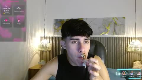 dyla_n18_ online show from February 6, 8:12 pm