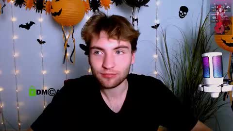 Snapshot of dylan_bold chatting on October 22, 7:35 pm dylan_bold online show from October 22, 7:35 pm