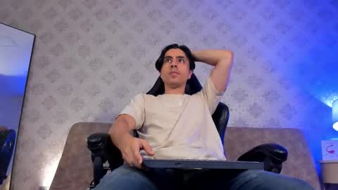 Dylan online show from September 22, 11:23 am