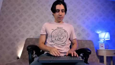 Dylan online show from September 23, 11:13 am