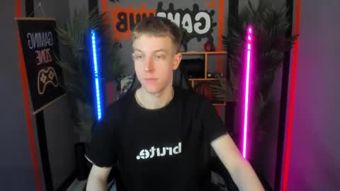Dylan online show from May 18, 10:10 am