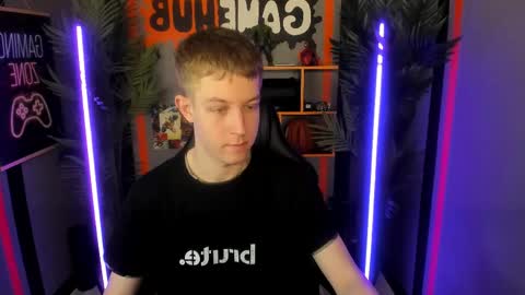 Dylan online show from May 21, 10:22 am