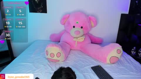 dylan_turner_ online show from July 11, 5:32 am