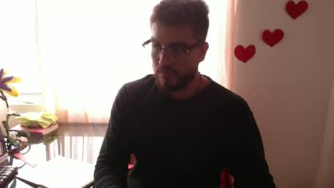 dylanhot10 online show from June 12, 7:35 pm