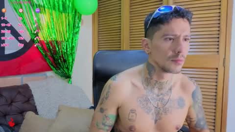 D Y L A N online show from April 5, 2:09 am