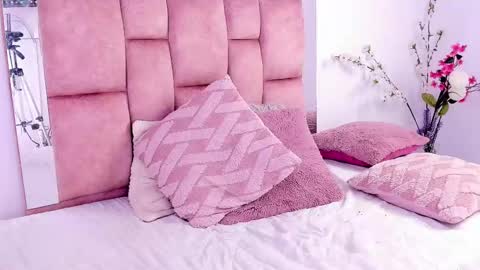 ---DYLAN--- online show from February 24, 5:00 am