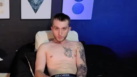 ---DYLAN--- online show from April 7, 12:44 am