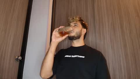 Snapshot of dylanxfun chatting on December 21, 4:08 am dylanxfun online show from December 21, 4:08 am