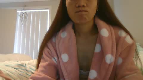 dylene1986 online show from July 12, 12:12 am
