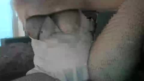 Snapshot of dzuliet chatting on December 26, 9:55 am dzuliet online show from December 26, 9:55 am