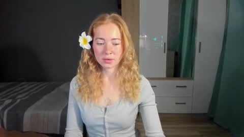 fansly - yourbestbaby online show from September 22, 3:52 am