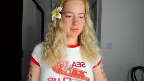 fansly - yourbestbaby online show from July 4, 2:29 am