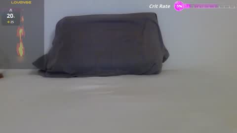 Snapshot of eaglezshadow chatting on February 20, 4:40 pm eaglezshadow online show from February 20, 4:40 pm