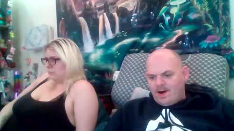 eandr6446 online show from December 1, 3:44 am