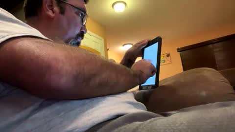 Snapshot of earl3232 chatting on November 1, 5:53 am earl3232 online show from November 1, 5:53 am