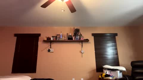 earl3232 online show from January 16, 12:25 am