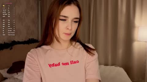 Snapshot of eartharaybourn chatting on March 1, 6:32 pm Jess online show from March 1, 6:32 pm