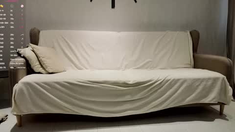 Jess online show from April 9, 6:19 am