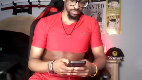 Snapshot of easybreezy20 chatting on July 6, 5:48 am TWITTER INSTAGRAM easybreezy20 ONLINE 1230 AM TO 7AM online show from July 6, 5:48 am