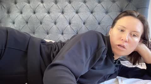 Snapshot of eatmypie69 chatting on September 22, 12:07 pm Nadia Ferreira  online show from September 22, 12:07 pm