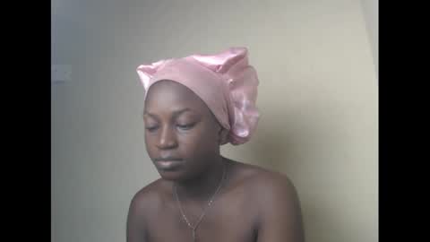 eatuupx online show from January 11, 7:39 am