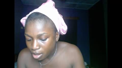 eatuupx online show from February 9, 10:21 pm