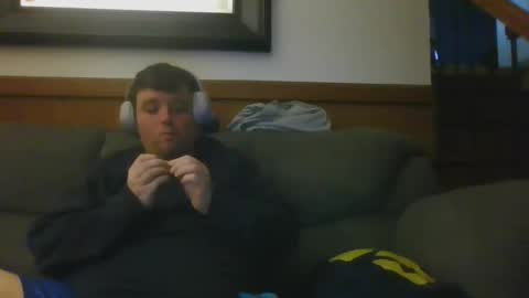 Snapshot of eazyb1991 chatting on March 14, 4:07 am Eazyb91 online show from March 14, 4:07 am