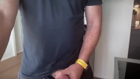 ebnk15 online show from December 2, 10:18 am