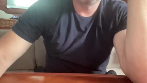 ebnk15 online show from April 19, 9:52 am