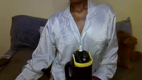 Snapshot of eboniana chatting on January 13, 5:33 pm eboniana online show from January 13, 5:33 pm