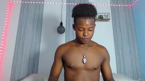 Chris Palaz  online show from December 4, 8:39 pm