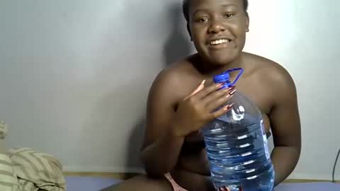 Queen online show from March 19, 11:42 pm