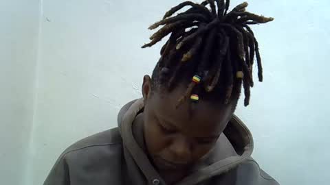 ebony_cuttey30 online show from April 13, 5:02 am