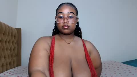 ebony_doll5 online show from August 4, 5:21 am
