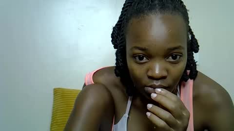 ebony_j online show from May 12, 11:40 am