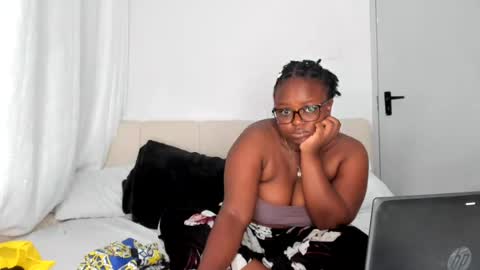 ebony_kenya254 online show from June 16, 2:58 am
