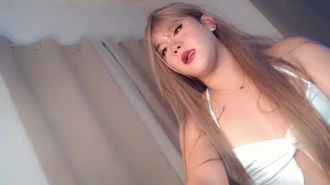 YUMI SMITH online show from December 1, 12:48 am