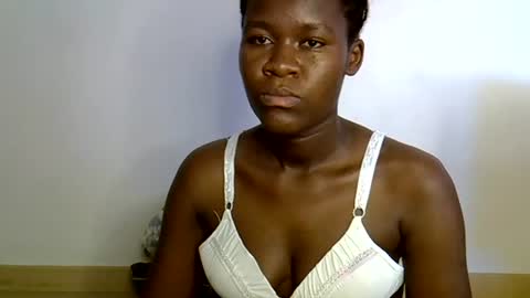 ebony_lynne online show from July 1, 1:07 am