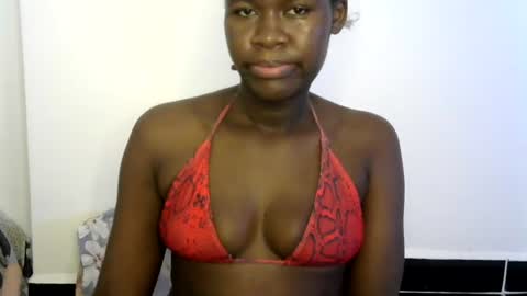 ebony_lynne online show from July 15, 3:06 pm