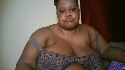 ebony_magixs online show from April 6, 9:27 pm