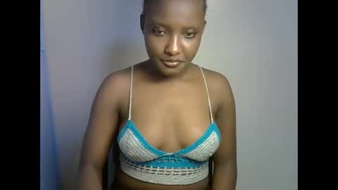Snapshot of ebonybarbieee chatting on April 22, 3:35 pm Barbie online show from April 22, 3:35 pm
