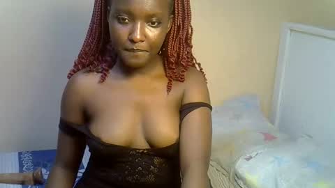 Snapshot of ebonybarbieee chatting on April 28, 2:27 am Barbie online show from April 28, 2:27 am