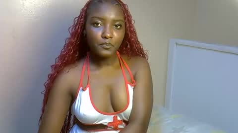 Snapshot of ebonybarbieee chatting on May 4, 5:31 pm Barbie online show from May 4, 5:31 pm