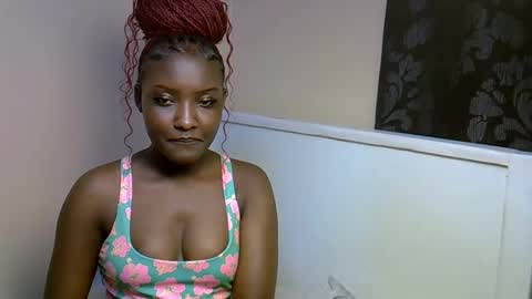Snapshot of ebonybarbieee chatting on May 21, 6:15 pm Barbie online show from May 21, 6:15 pm