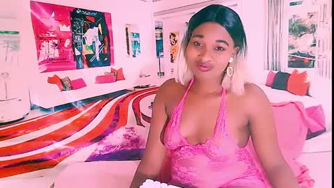 Snapshot of ebonyblisss chatting on February 24, 9:52 pm Tamia online show from February 24, 9:52 pm