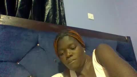 Snapshot of ebonybloom01 chatting on March 12, 3:13 am ebonybloom01 online show from March 12, 3:13 am