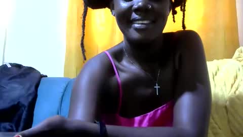 ebonybloom01 online show from April 7, 9:32 am