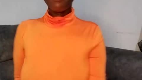 Snapshot of ebonycandymelani chatting on February 17, 10:36 pm Ebony Melanie online show from February 17, 10:36 pm