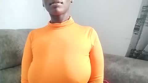 Snapshot of ebonycandymelani chatting on February 18, 10:27 am Ebony Melanie online show from February 18, 10:27 am