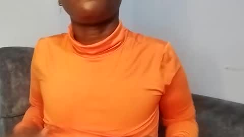 Snapshot of ebonycandymelani chatting on February 19, 1:51 am Ebony Melanie online show from February 19, 1:51 am